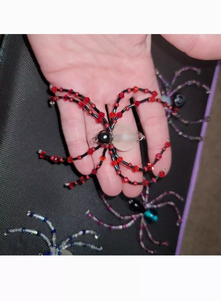 plant/Crystal Beaded Spider-2