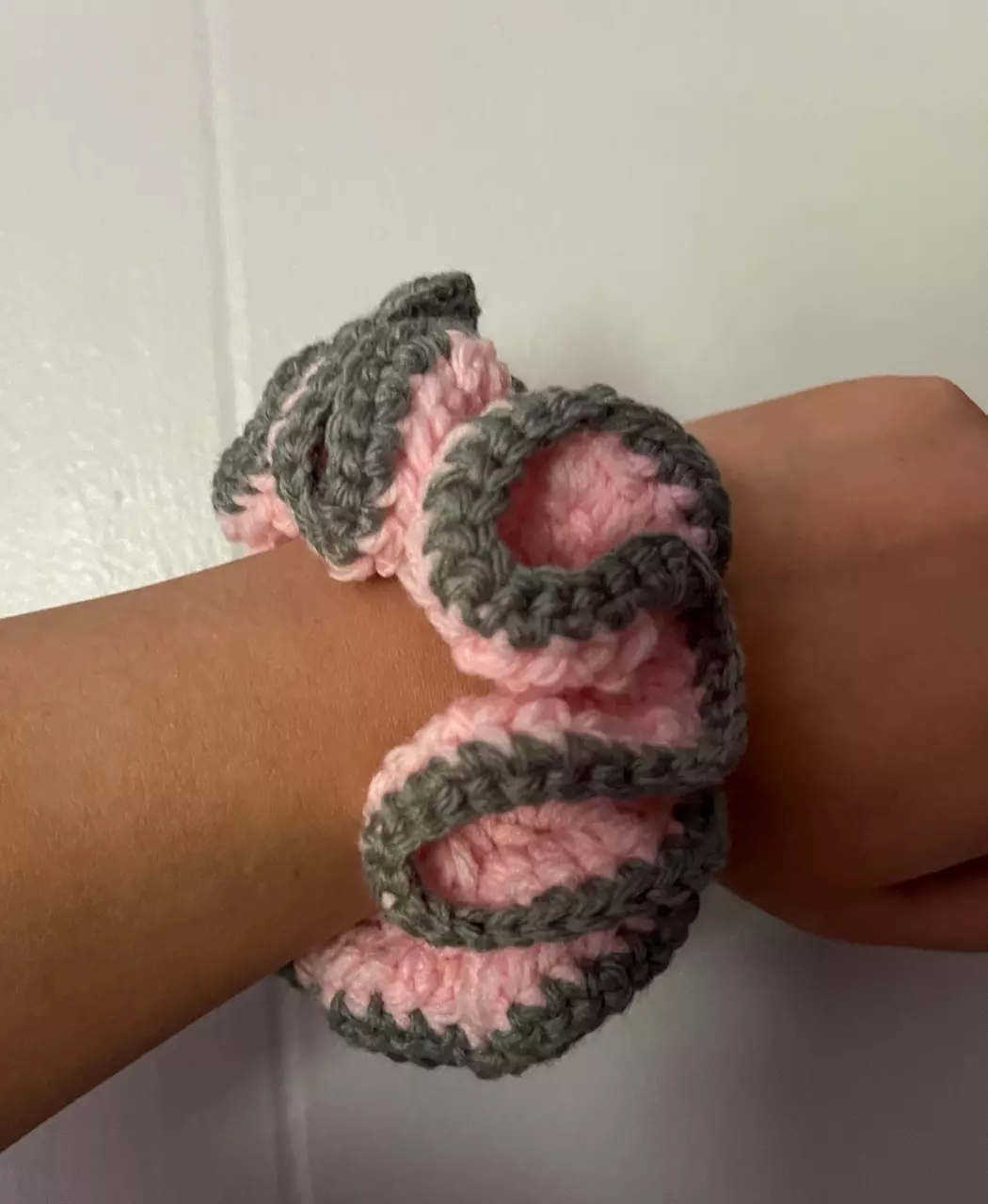 plant/Handmade Scrunchies-2