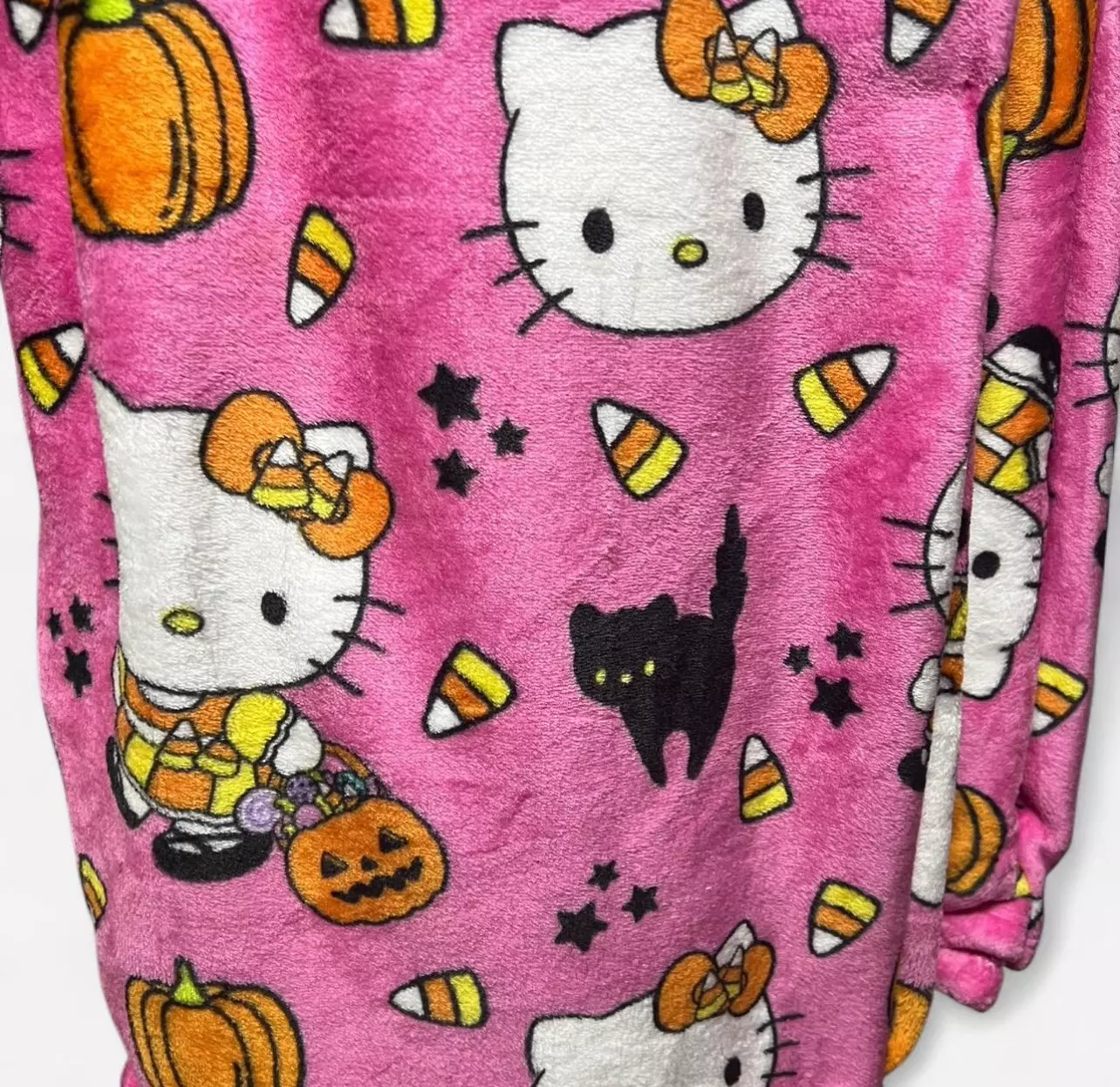 plant/Halloween hello kitty blanket-1