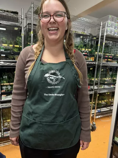 plant/ Apron with Pockets & Stain Release Technology  - hunter green-1-thumbnail