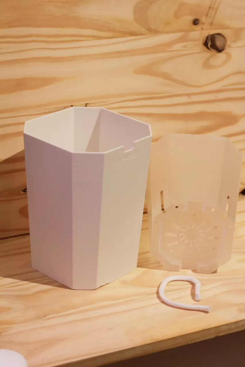 plant/The XL Spicy Vessel - White - Interior pot 6 x 7”-0