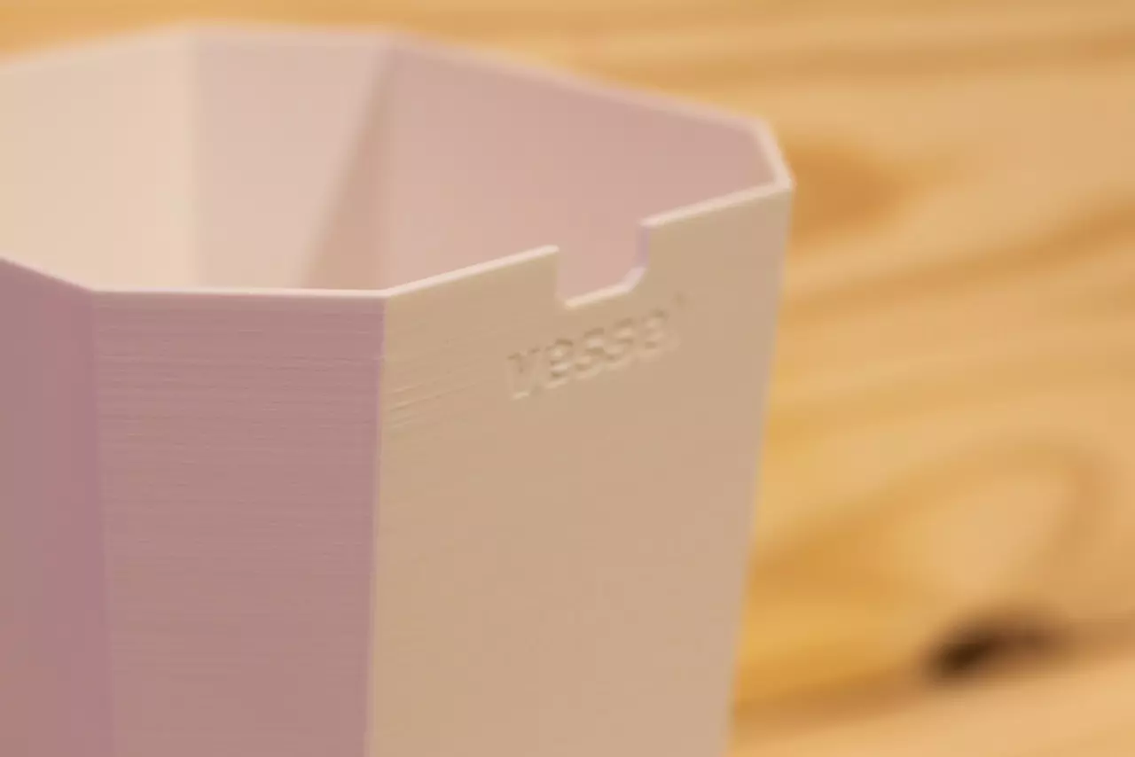 plant/The XL Spicy Vessel - White - Interior pot 6 x 7”-2