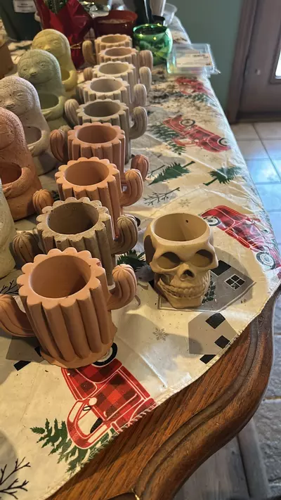 plant/Cute little pots all shapes designs and sizes-1-thumbnail