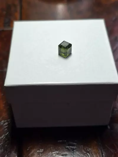 plant/Moldavite cube 7 mm-0-thumbnail