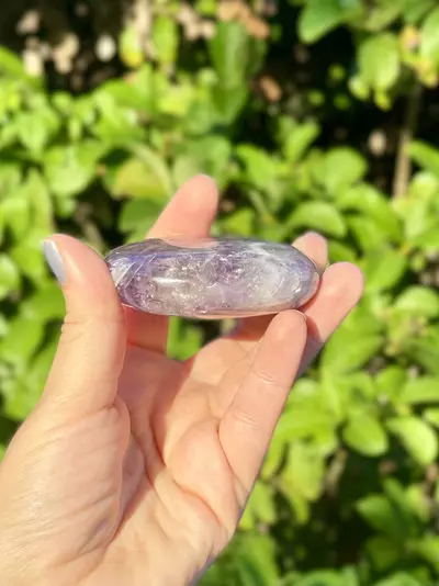 plant/Chevron “Dream” Amethyst Palmstone AA Quality-3-thumbnail