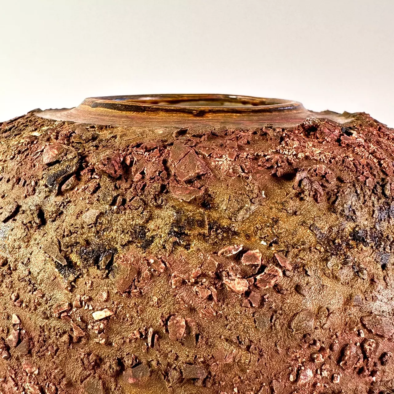 plant/Rough Iron Textured Vase-4