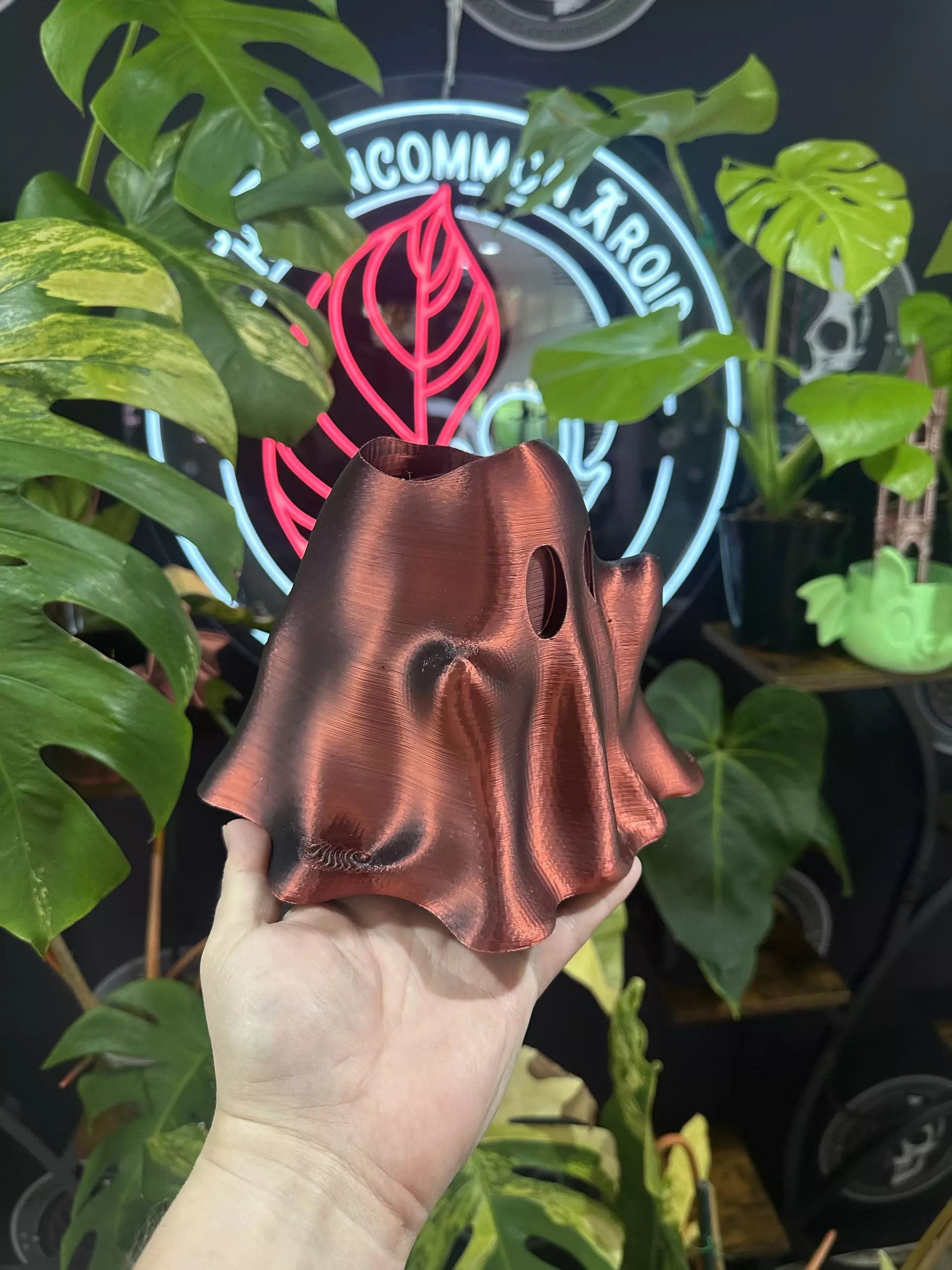 plant/2" Ghost Planter-1