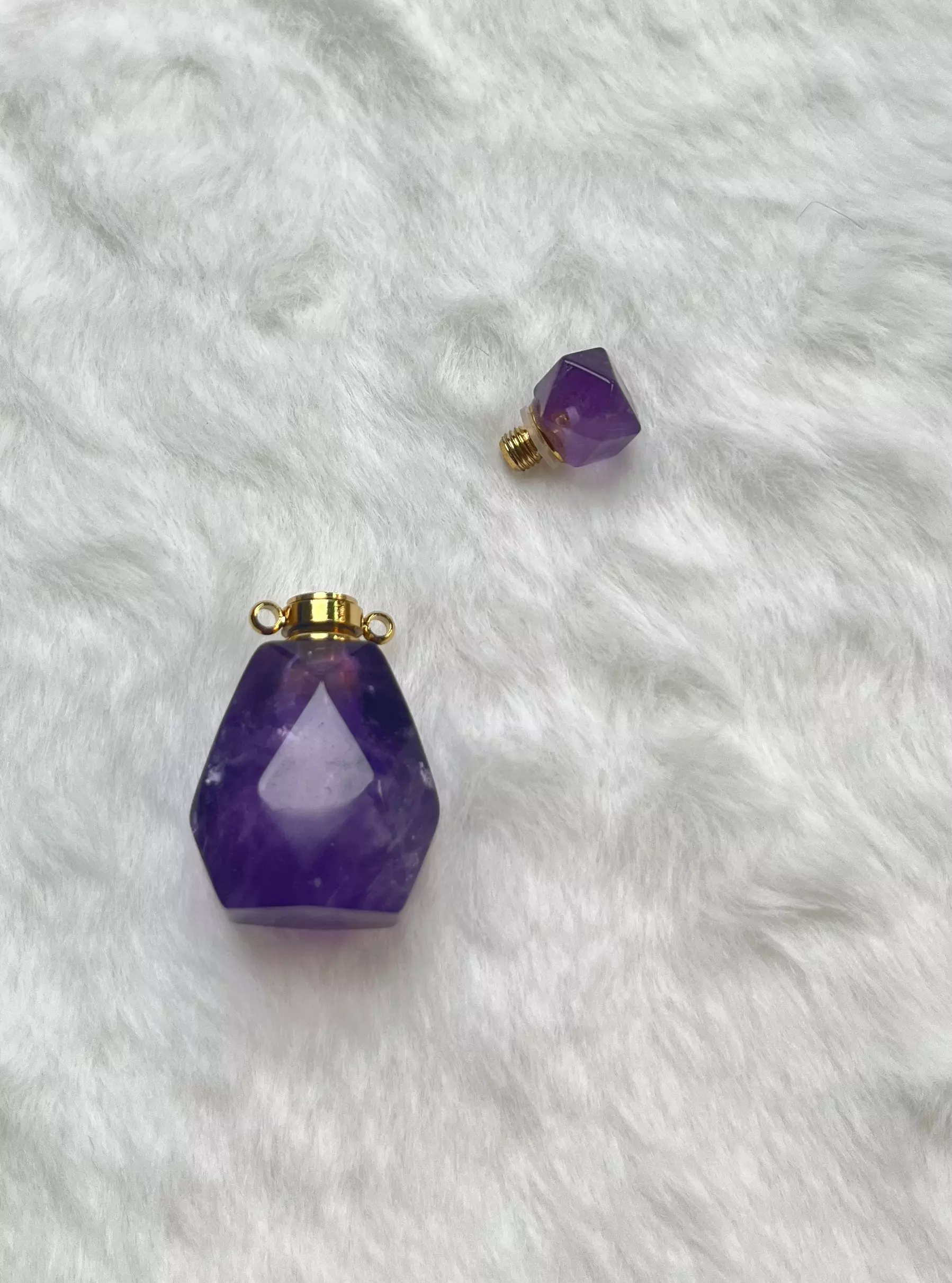 plant/Natural Crystal Perfume Bottle Pendant （round shape）-0