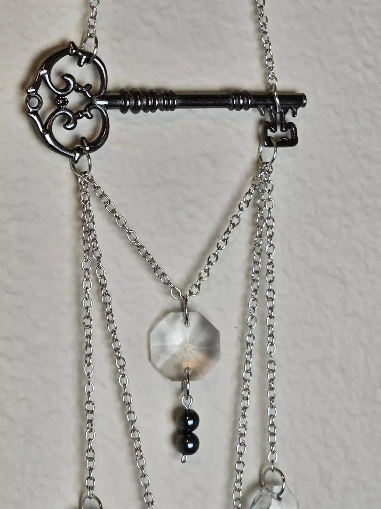 plant/Black Soul Skeleton Key Suncatcher Was 40-2