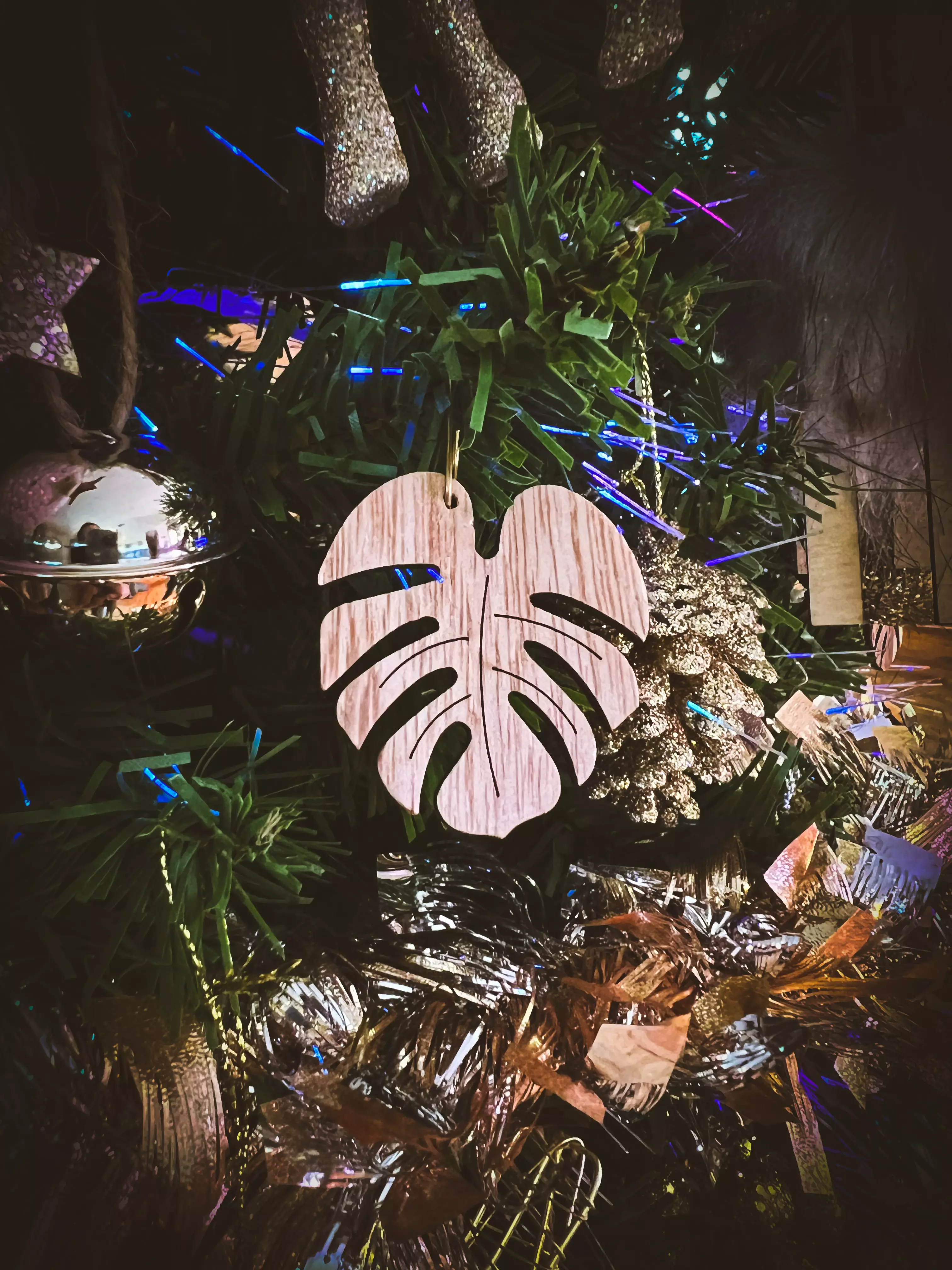 plant/Holiday Ornaments-0