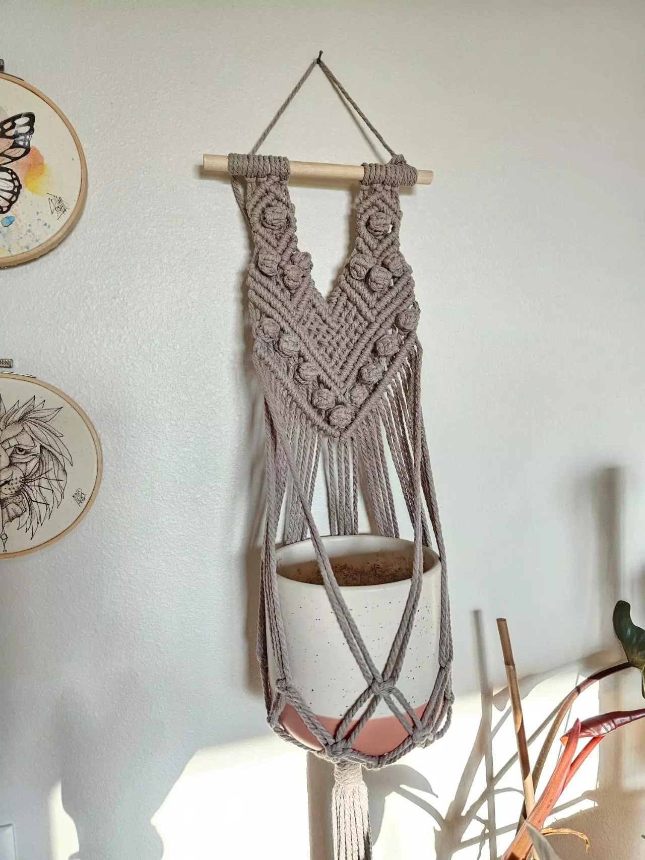 plant/Berry Knot Wall Hanger-1