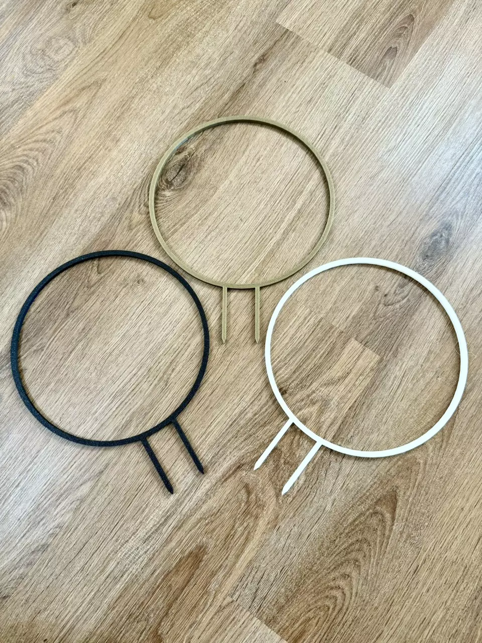 plant/Large Circle (9”) Trellis PURGE-0