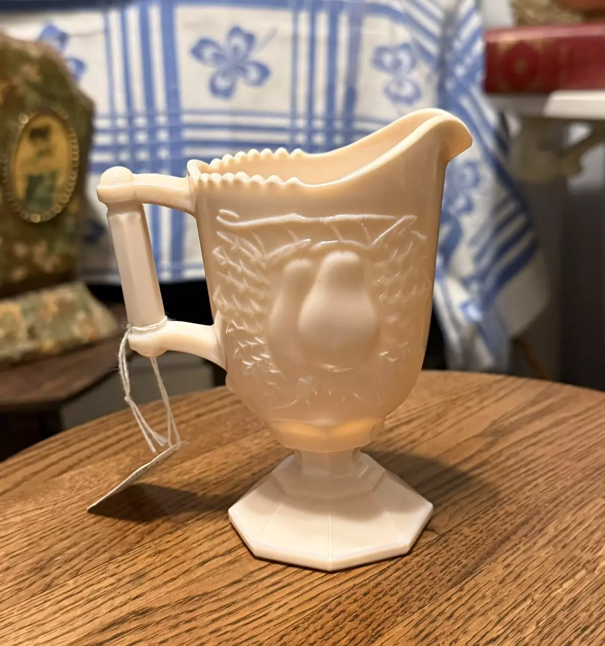 plant/Jeannette Glass "Shell Pink" milk glass creamer-0