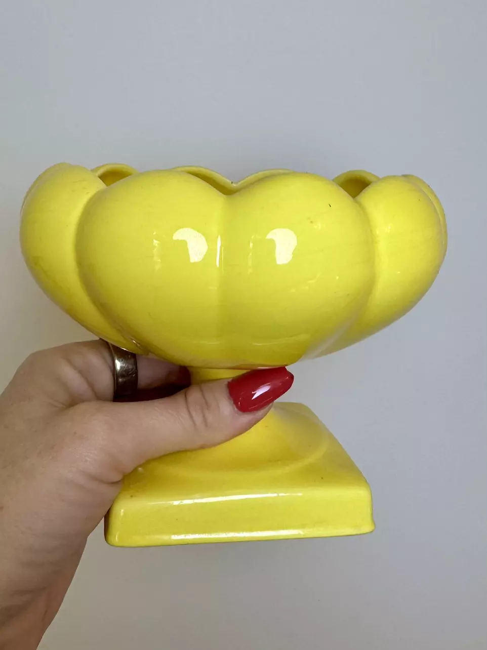 plant/Freenan McFarlin Sunny Yellow Pedestal Planter-0