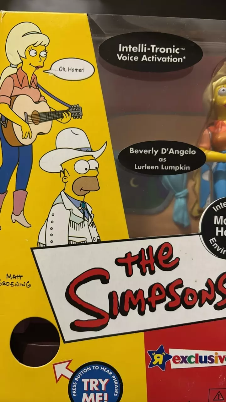 plant/SIMPSONS TOYS R US EXCLUSIVE MOBILE HOME SET WITH COL HOMER AND LURLEEN LUMPKIN-1
