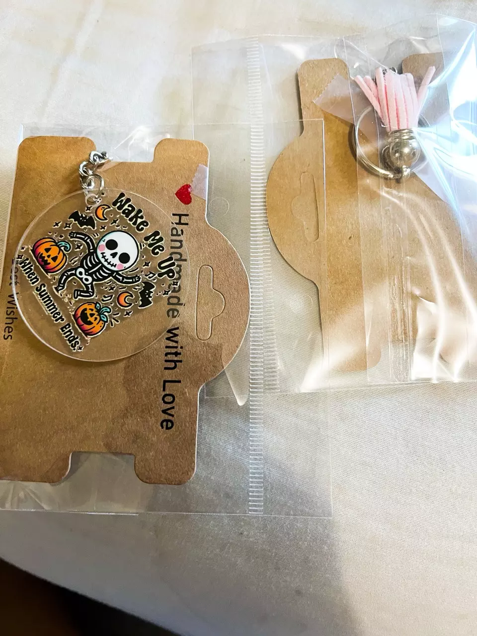 plant/“Wake Me Up” Halloween Keychain 🔑🎃-3