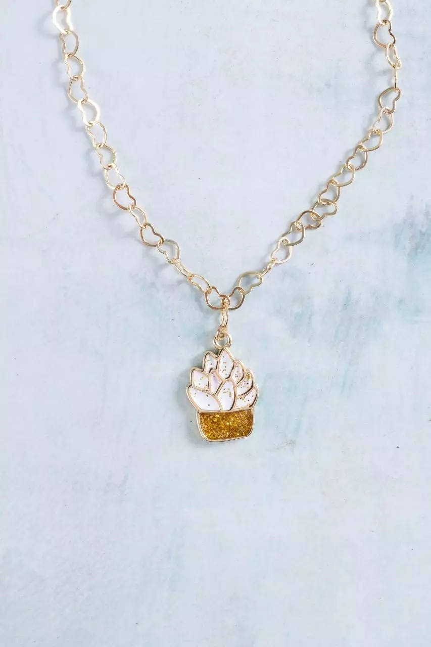 plant/White Succulent Necklace, Heart Shaped Chain-0