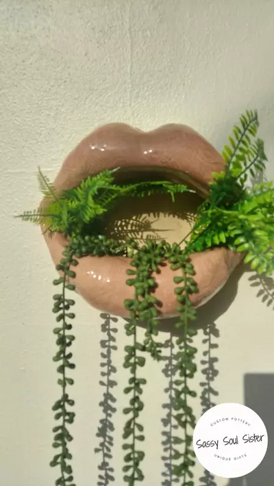 plant/NEW! Lips Planter, Sassy Soul Sister, Ceramic Wall Planter,  Unique Gift-1-thumbnail