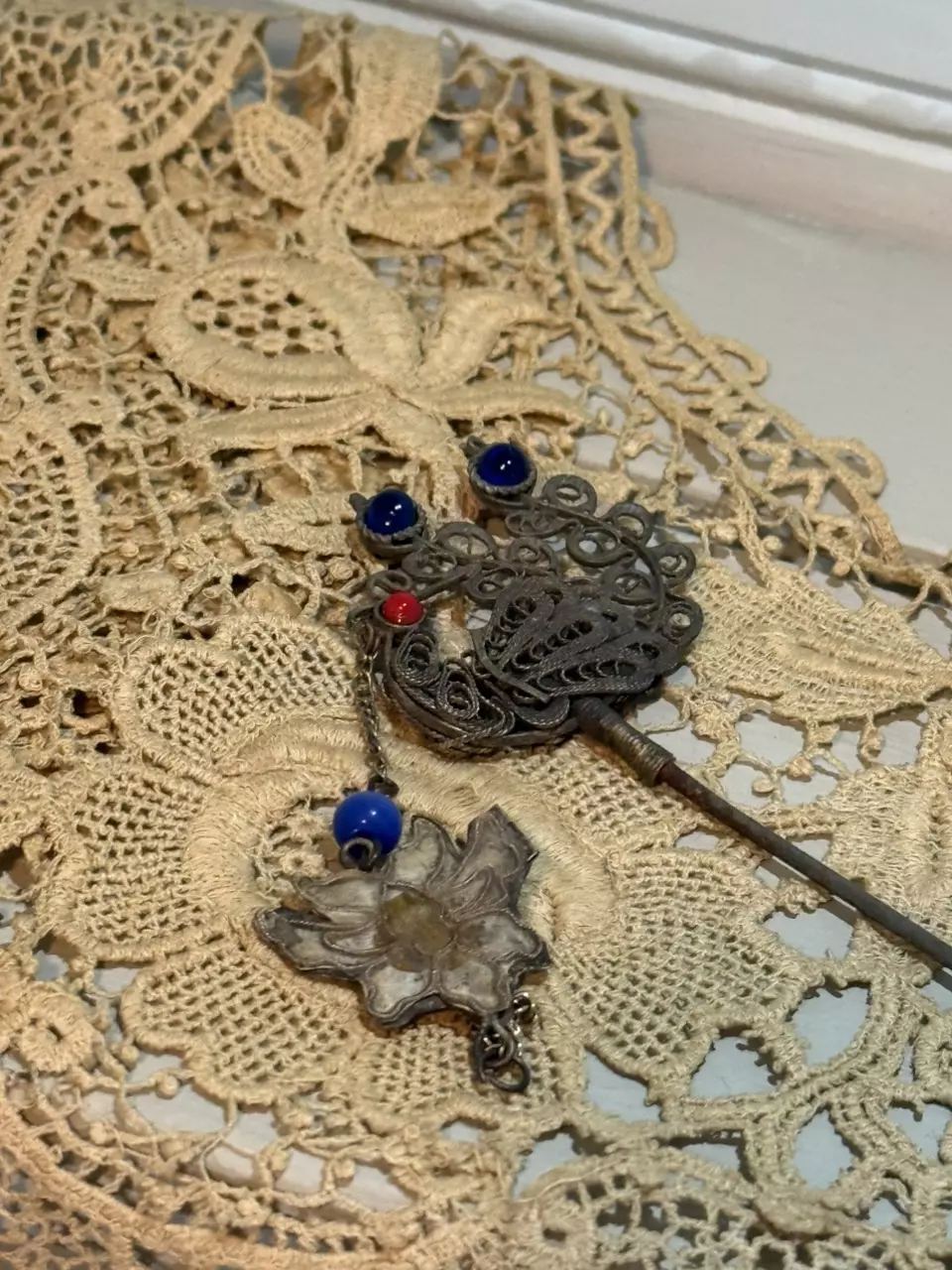 plant/Swan Hat Pin-0