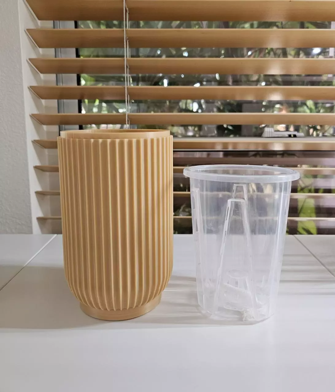 plant/4" Self watering pot - light brown/sand-0