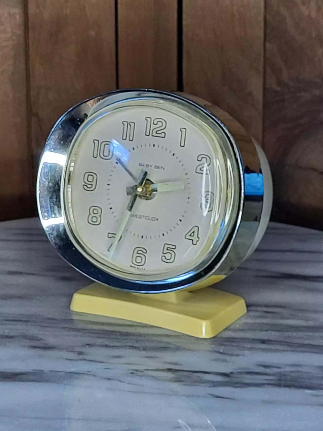 plant/Baby Ben Wind up Clock-0