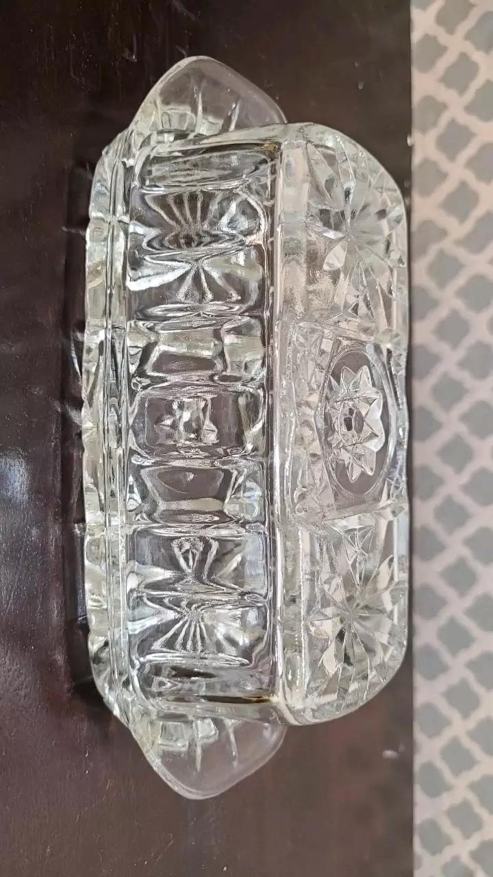 plant/Vintage Anchor Hocking Glass Butter Dish Featuring Star Bursts-0