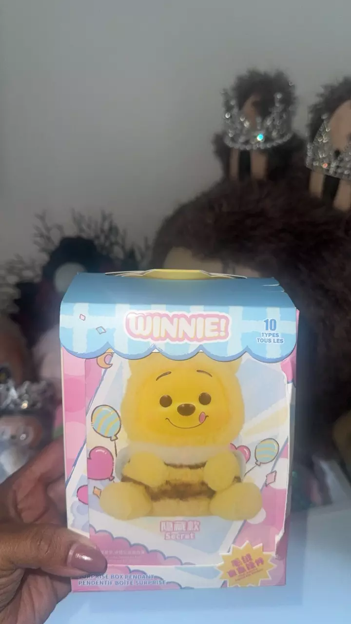 plant/Winnie the Pooh with acorn sealed-1