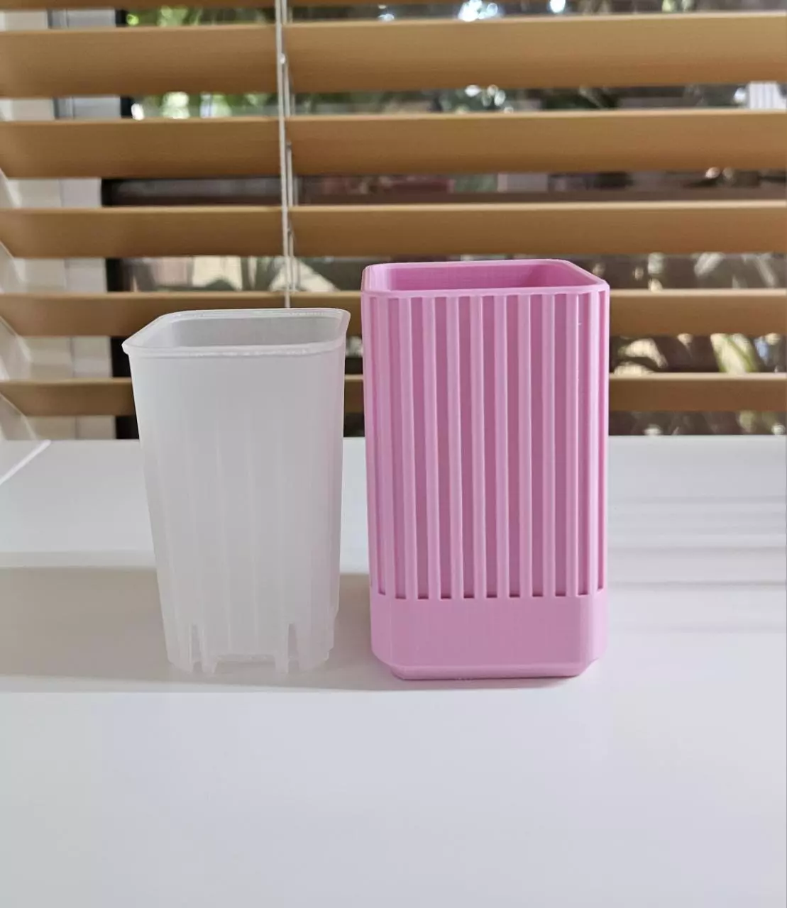 plant/Pink self watering pot 2"-0