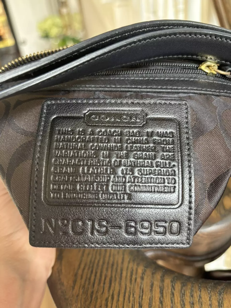 plant/585. Coach Legacy turnlock tote #10640-4