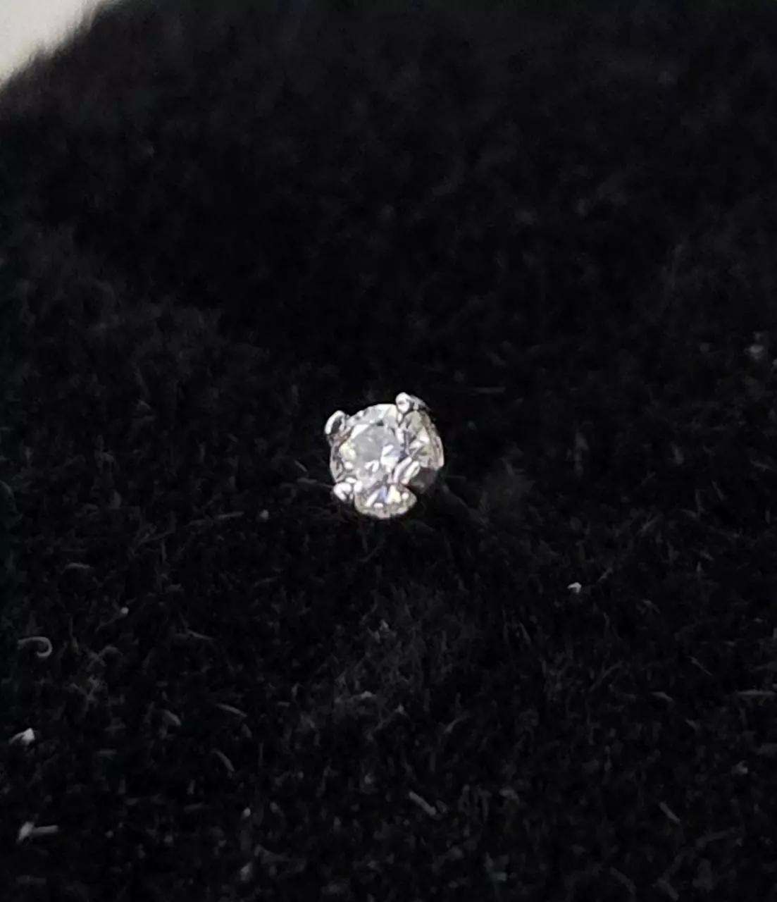 plant/Moissanite nose stud.-0