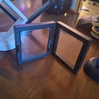 plant/Small Floating Black Frame-2-thumbnail