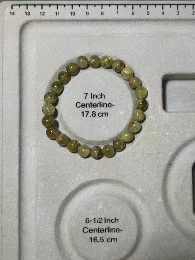 plant/Green Grossular Garnet Stretch Bracelet-1-thumbnail