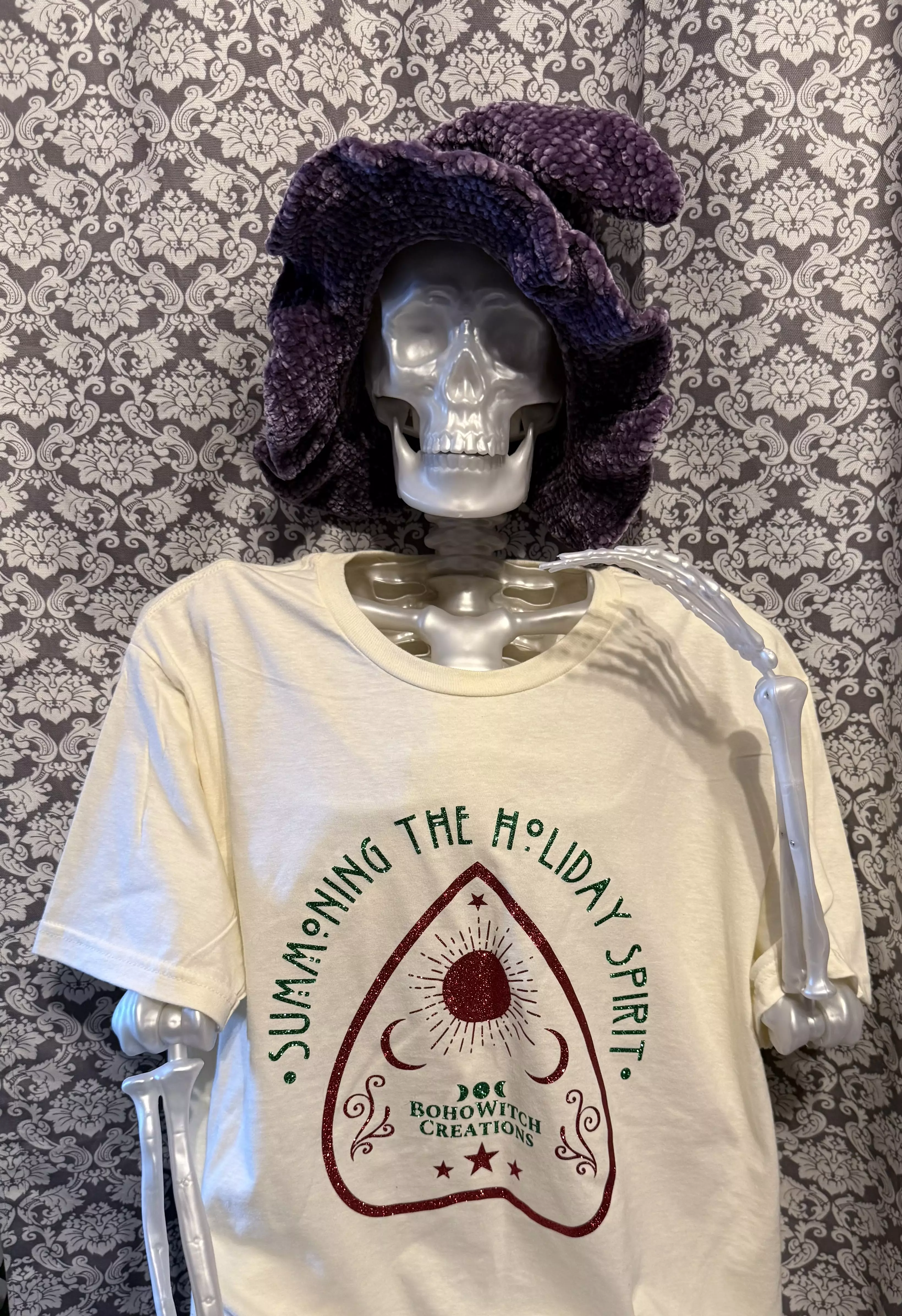 plant/Holiday logo Tshirt -0