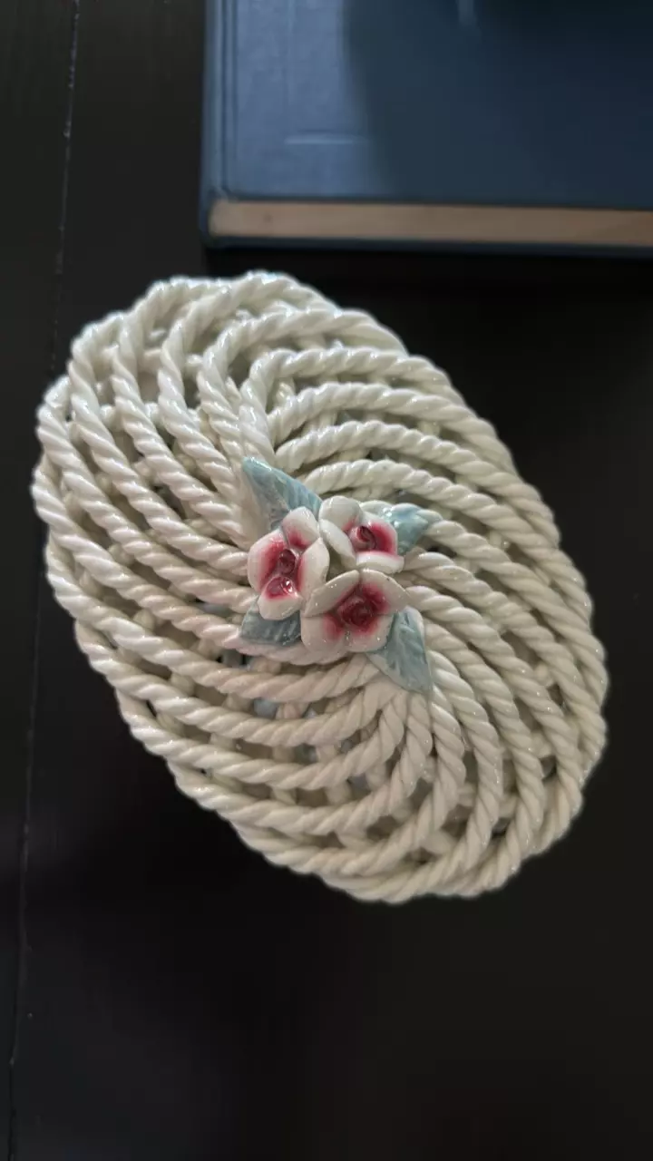 plant/Vintage Rope Porcelain Trinket Box with Rose Lid – Made in Spain-1