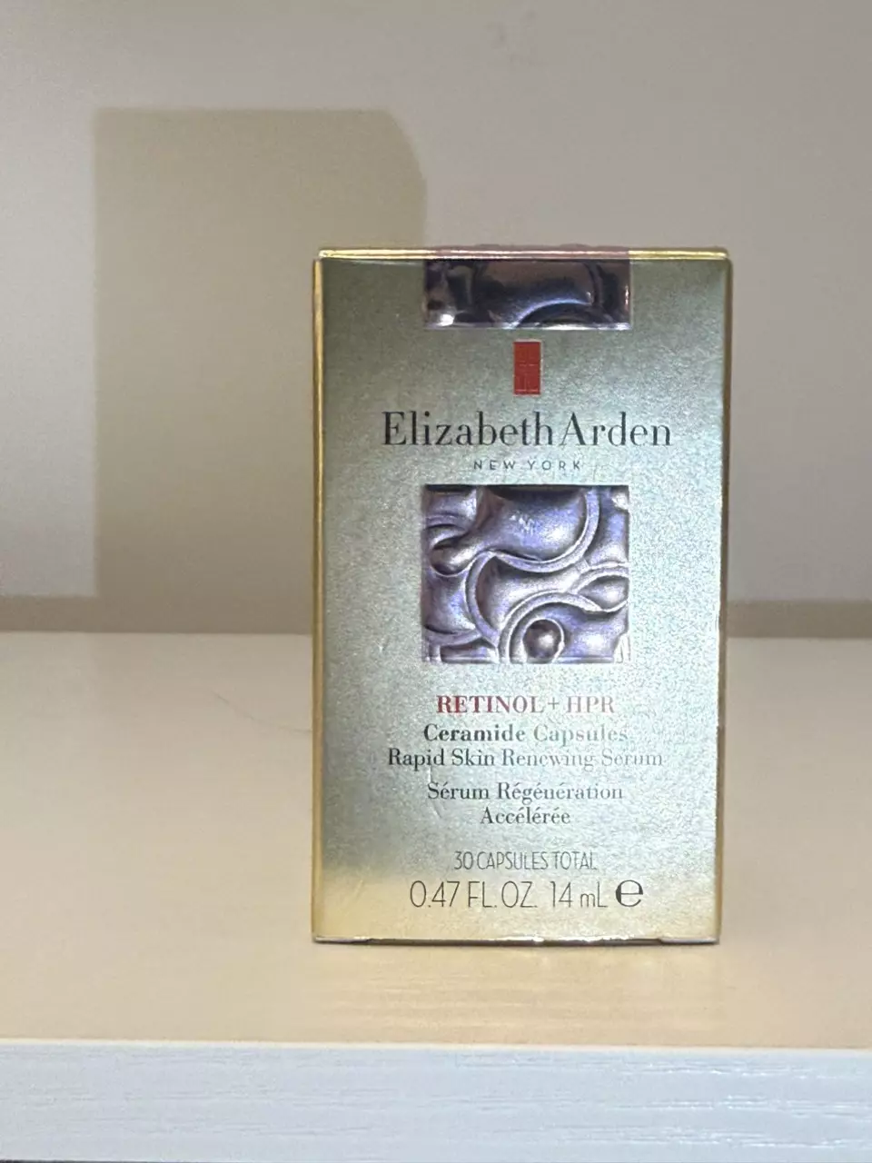 plant/Elizabeth Arden
 
Retinol + HPR Ceramide Capsules Rapid Skin Renewing Serum-0