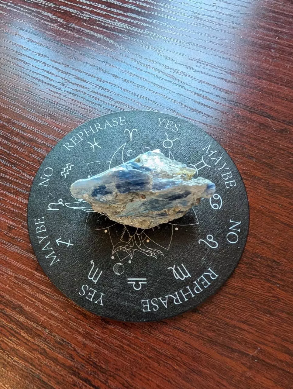 Kyanite speci