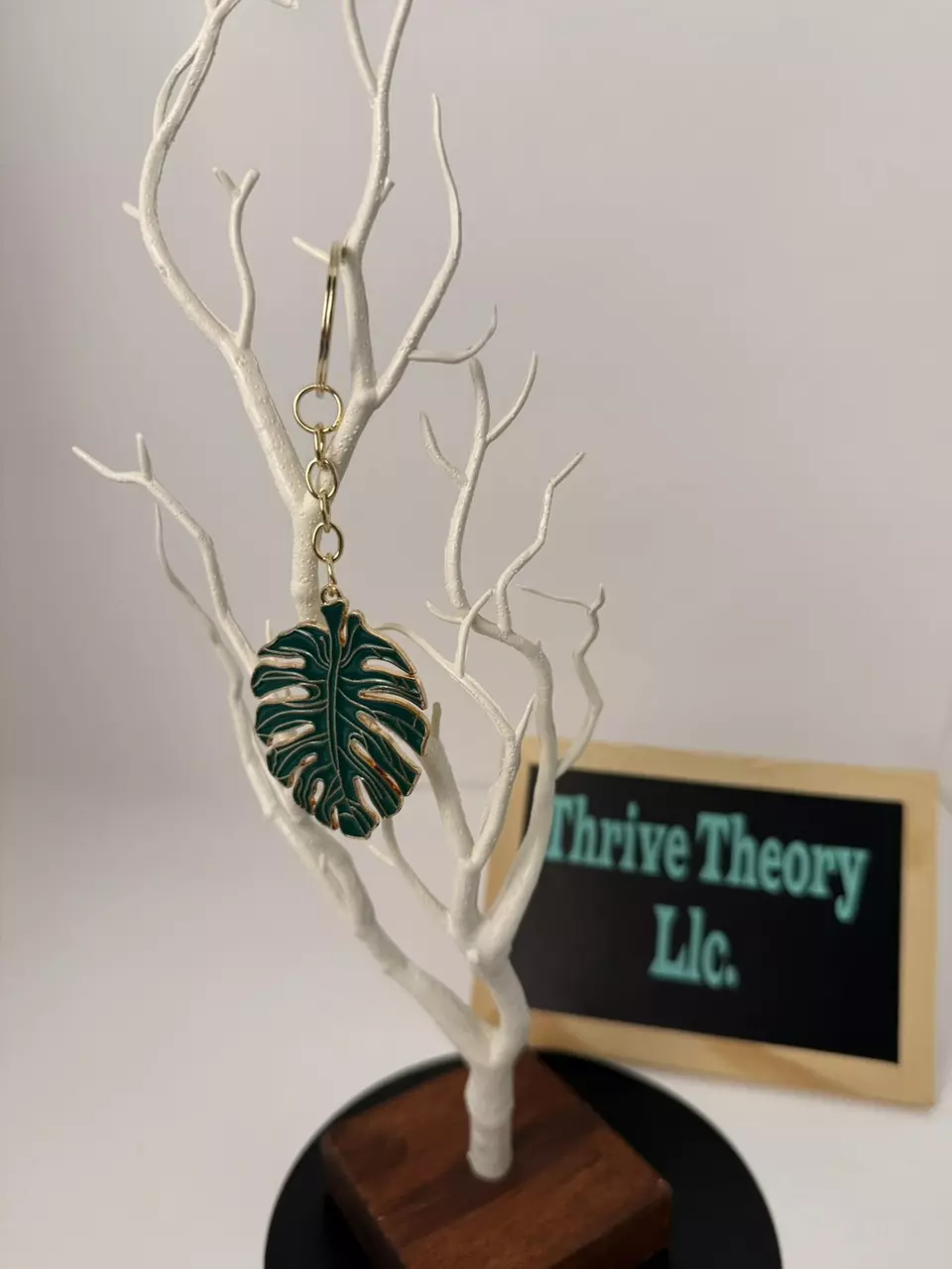 plant/Monstera Keychain-1