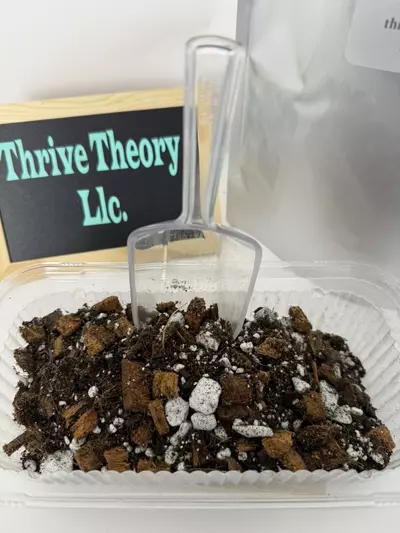 plant/1 Gallon Custom Soil Mix-1-thumbnail