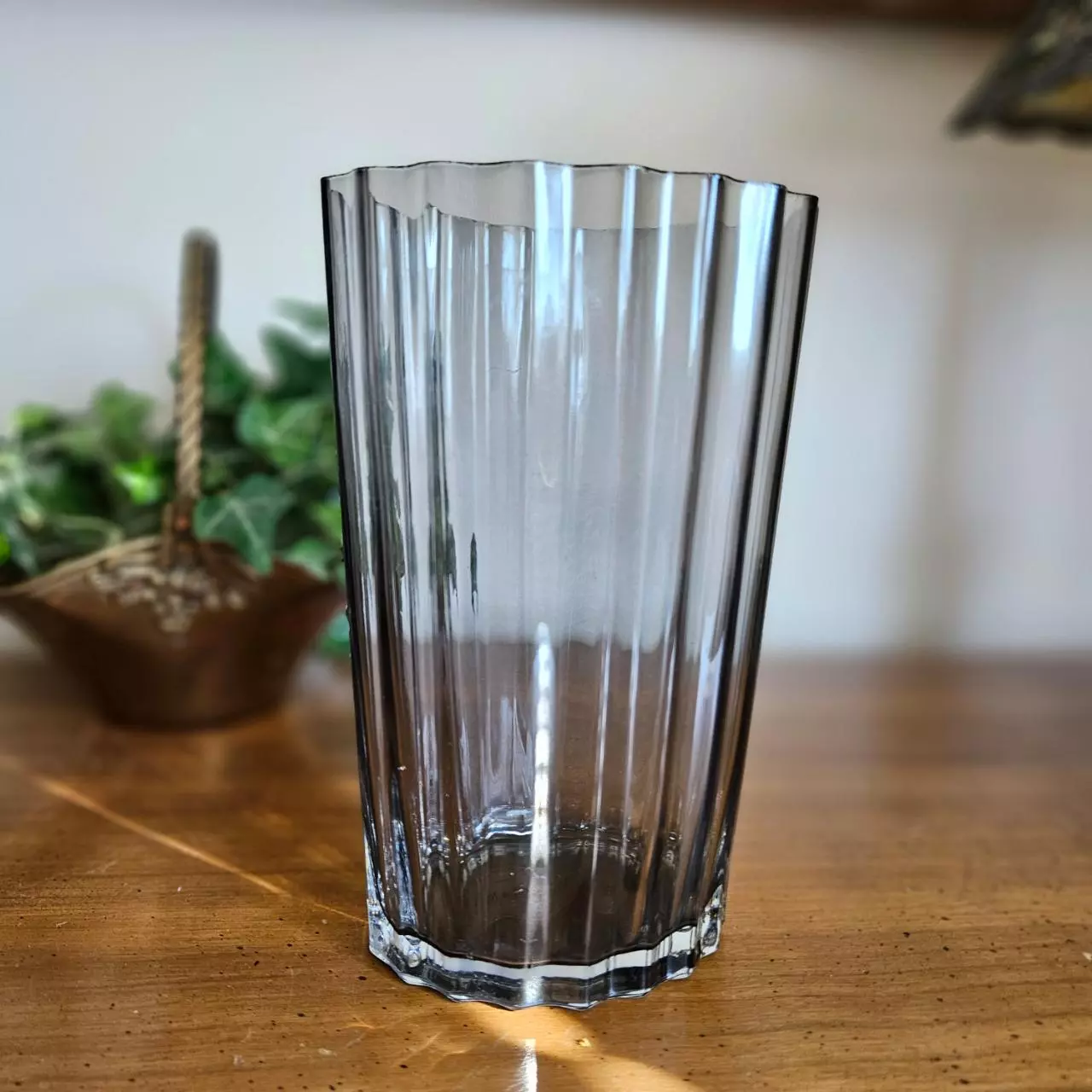 plant/FTD Vera Wang Smoky Glass Vase-0