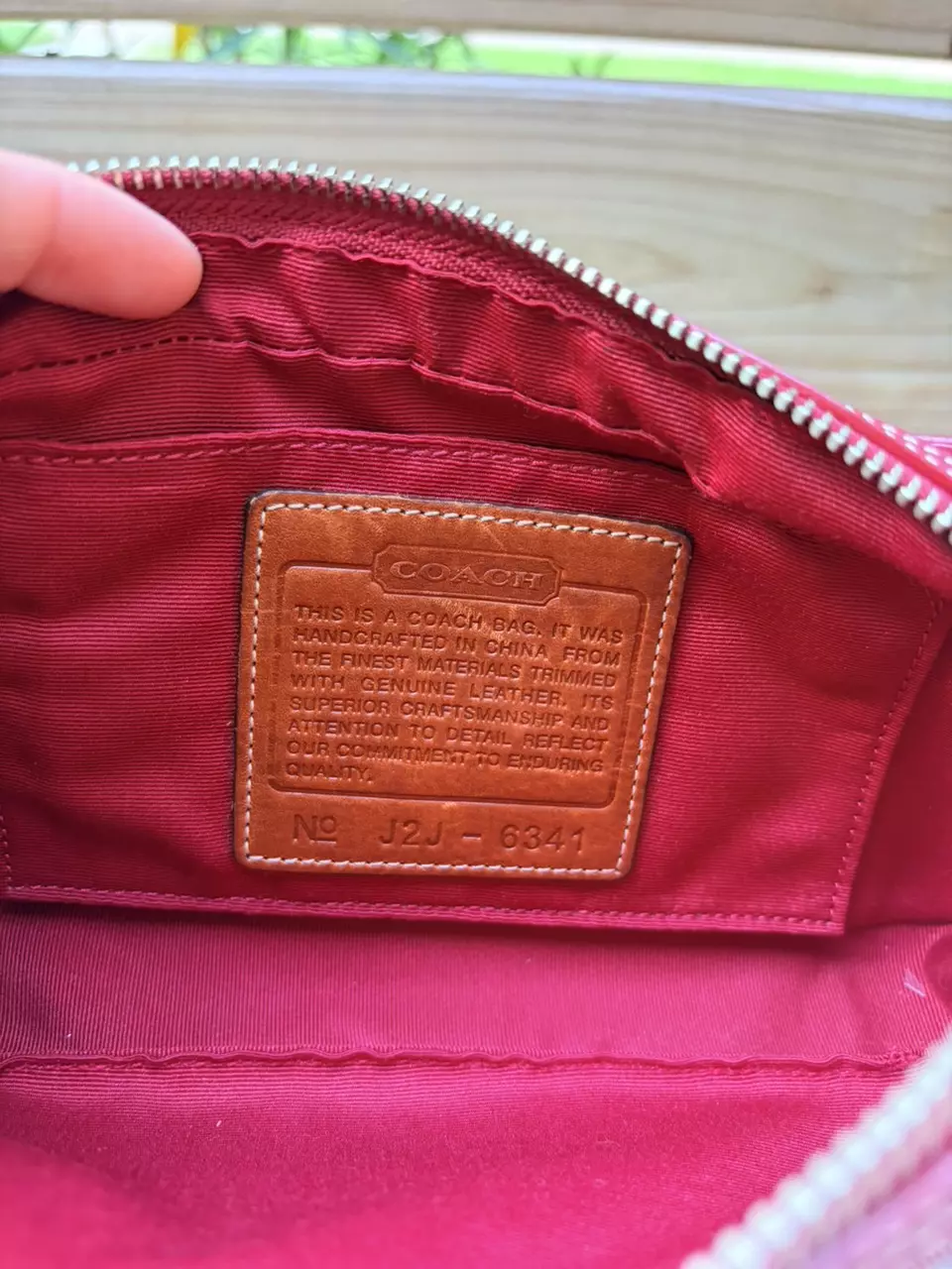 plant/507. Vintage Coach micro c sig canvas camera bag-2