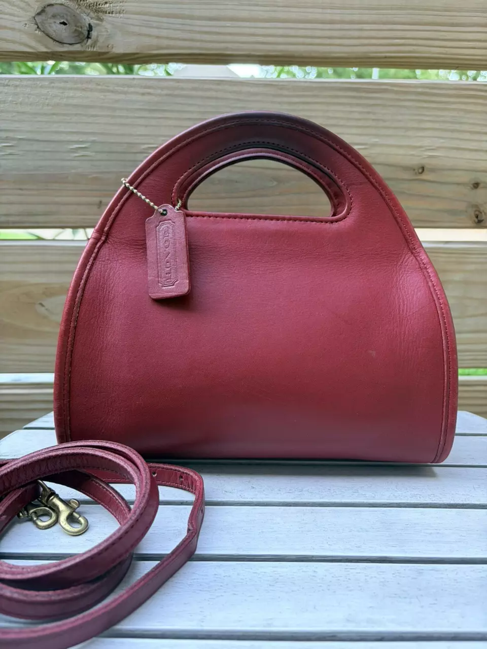 plant/625. Vintage Coach Carousel #9942-0