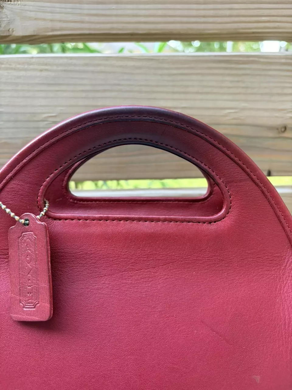 plant/625. Vintage Coach Carousel #9942-1
