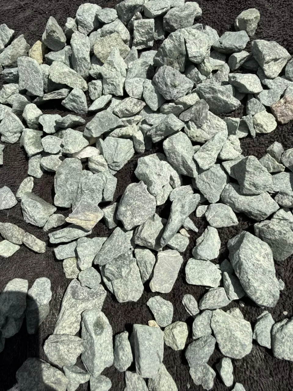 plant/Jade Small Rocks (5 lbs)-0