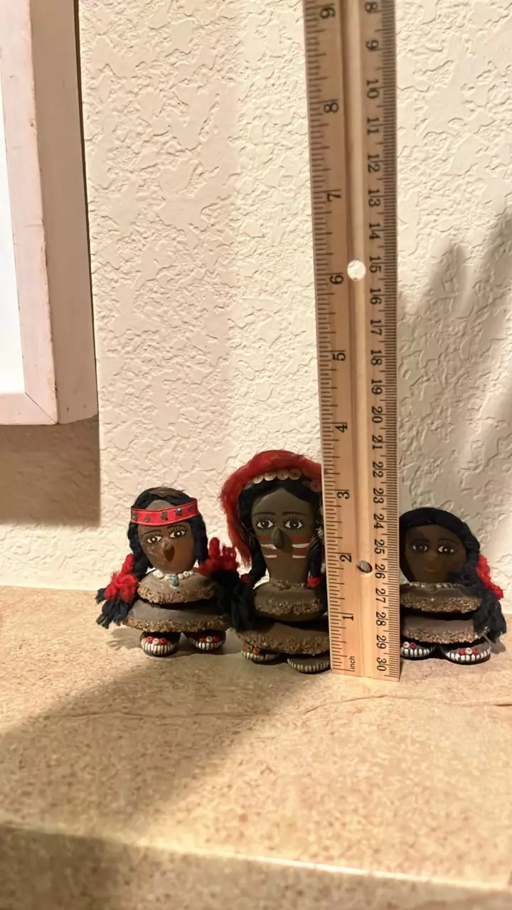 plant/TLC 3 Native River stone dolls-1