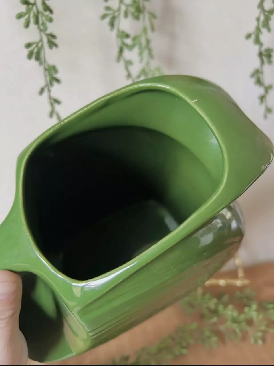 plant/Vintage Fiesta Forest Green Large Disk Pitcher. In great condition-1