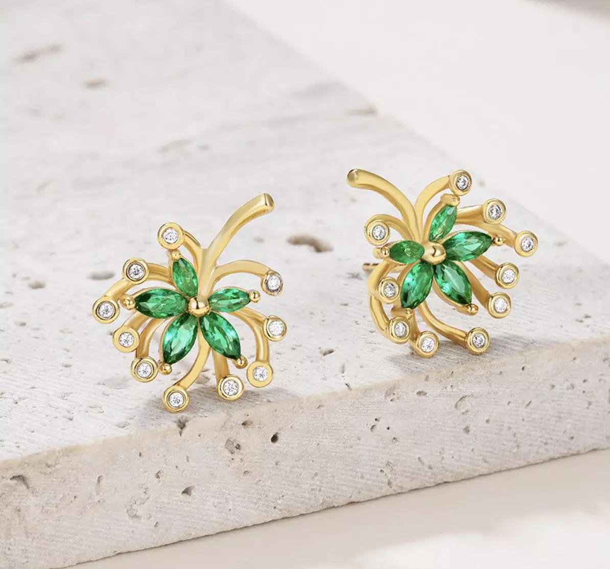 plant/S925 Sterling Silver Green Flower Stud Earrings -MS2510A04-0