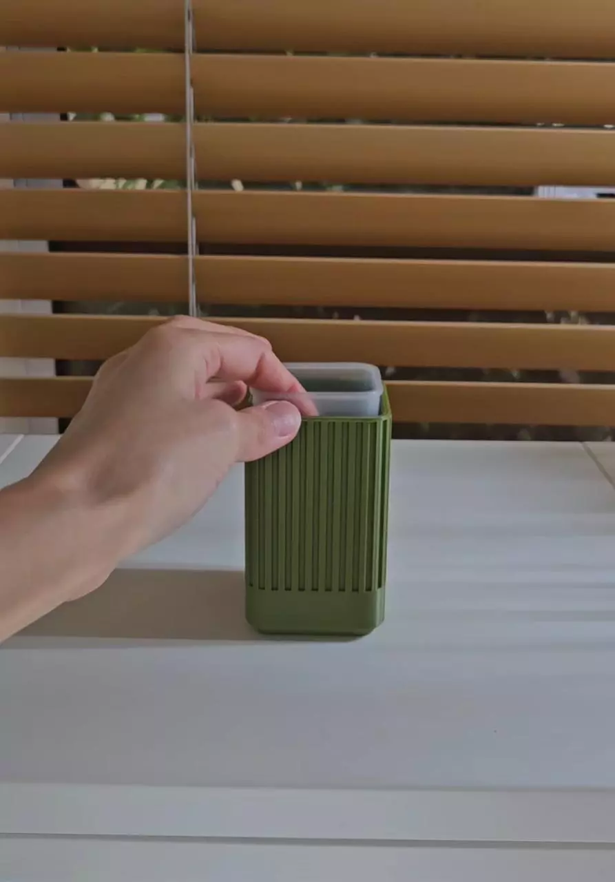 plant/Green self watering pot 2"-0