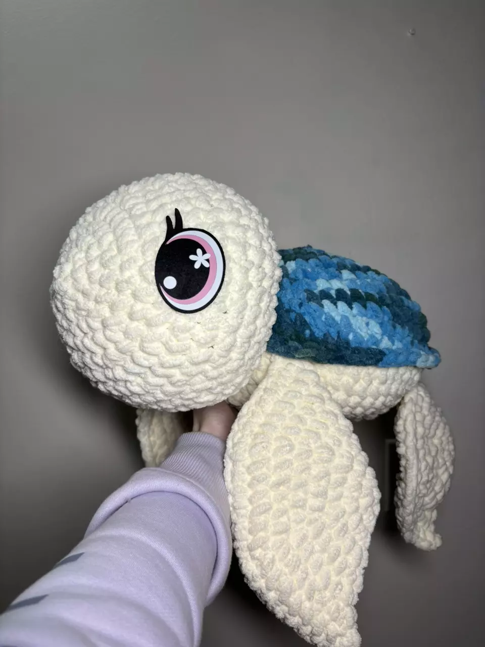 plant/GIANT sea turtle-0