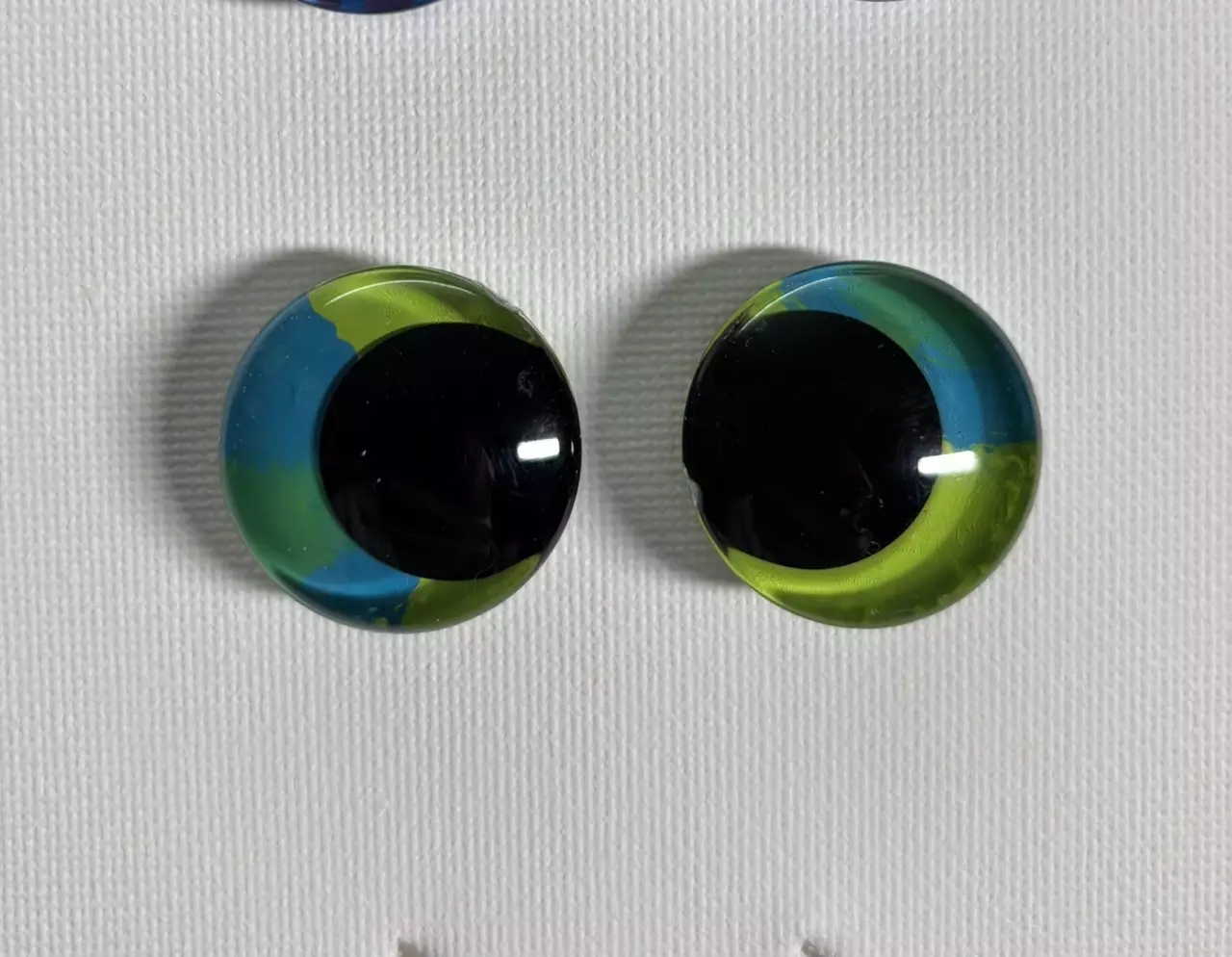 plant/Retro CD 25mm Sinker Eyes-0