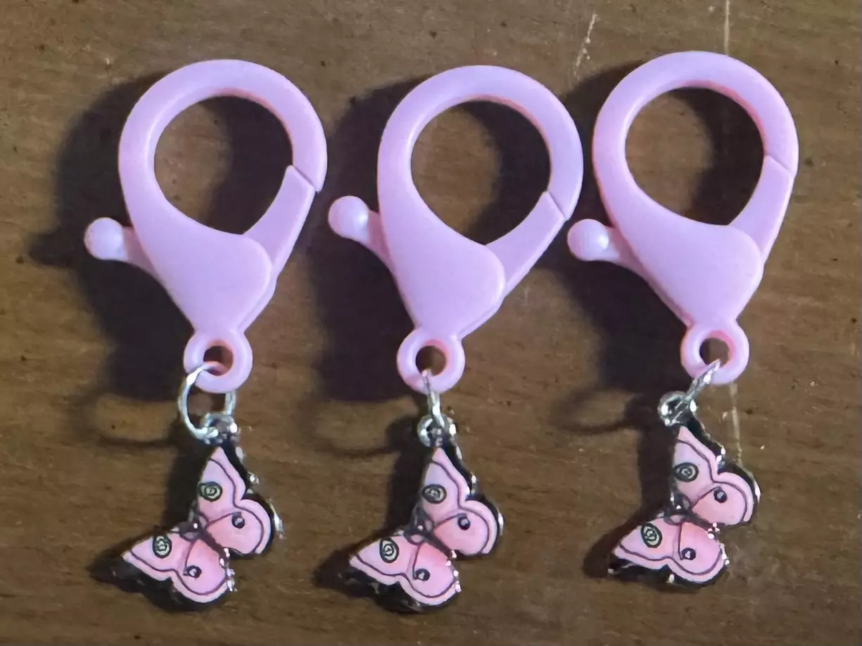 plant/Pink butterfly stitch markers-0